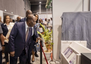 En images. S.E.M. Alassane Ouattara à la 16e édition du Salon International du Livre d'Abidjan (SILA)