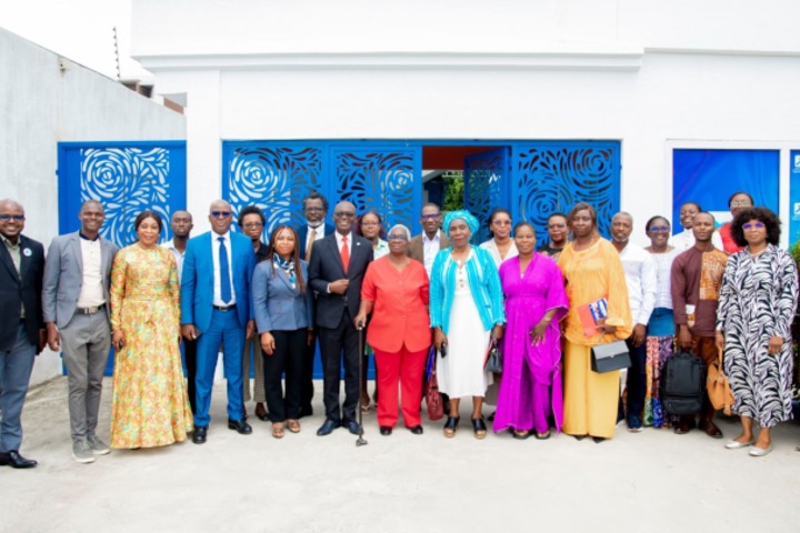 Côte d’Ivoire. Enquête sur la masculinité : les jeunes hommes plus conservateurs que les...