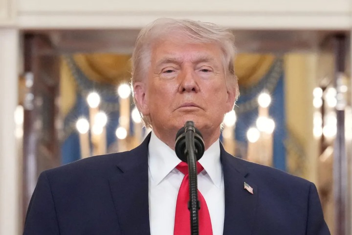 "Individu dangereux", "folie"... Des voix s'élèvent contre Donald Trump