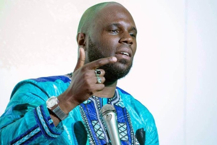 Arrestation de Kemi Seba en Afrique du Sud : une extradition vers le Bénin en cours