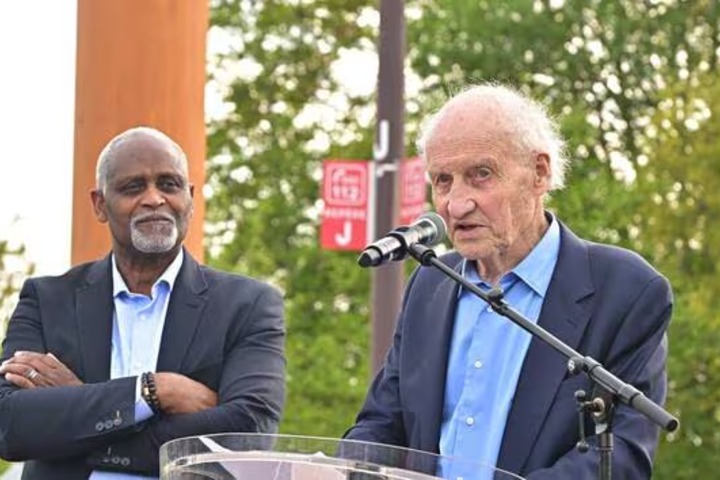 «C’est un soulagement pour moi, descendant d’une famille d’armateurs négriers nantais, de...