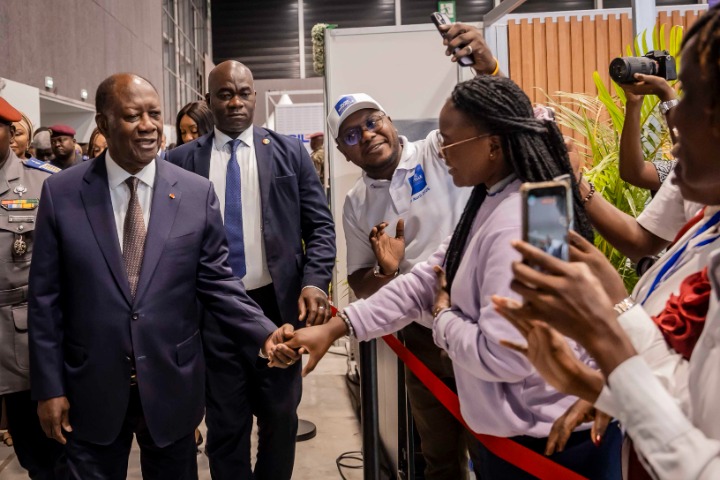 Alassane Ouattara présent au Salon international du livre d’Abidjan