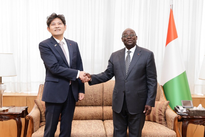 Diplomatie :  La Côte d’Ivoire renforce sa coopération avec le Royaume unis et la Corée du sud