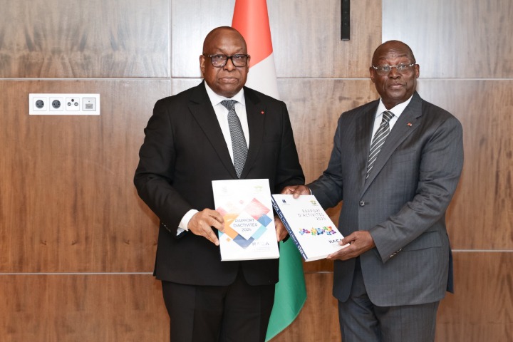 Côte d’Ivoire - Régulation. Plateformes numériques : « Sur 872 contenus signalés, 407 ont...