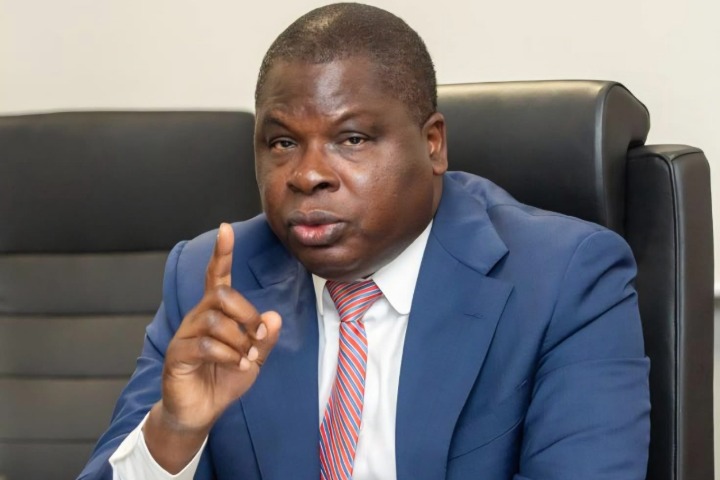 Côte d’Ivoire. Abidjan sous les ordures : Amédé Kouakou menace les opérateurs 
