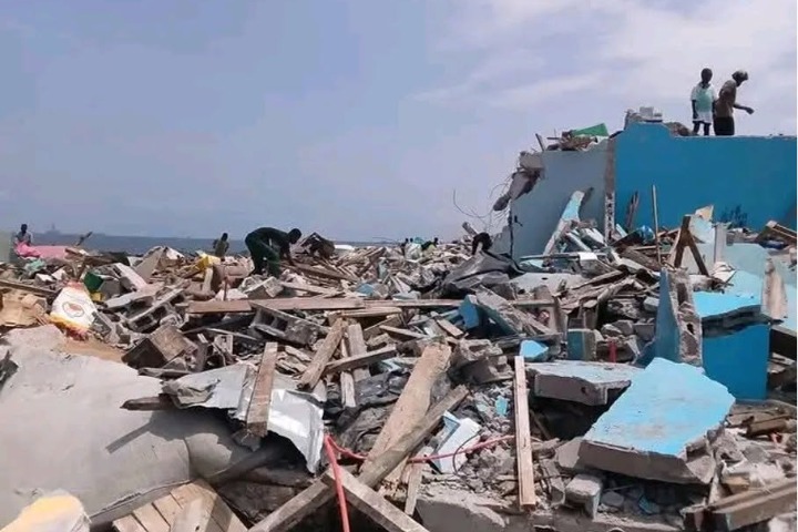 Côte d’Ivoire. Le Ghana rapatrie 327 ressortissants après la destruction du quartier Zimbabwé...