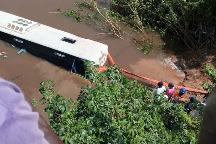 Côte d’Ivoire. 24 morts et 36 blessés après la chute d’un car dans le fleuve Bafing, à Touba