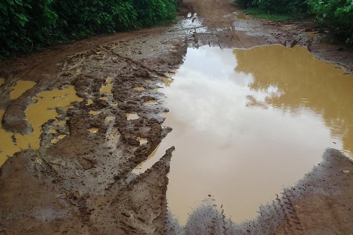 Côte d'Ivoire - 18 Montagnes. Quand la dégradation de la route pénalise les producteurs agricoles...