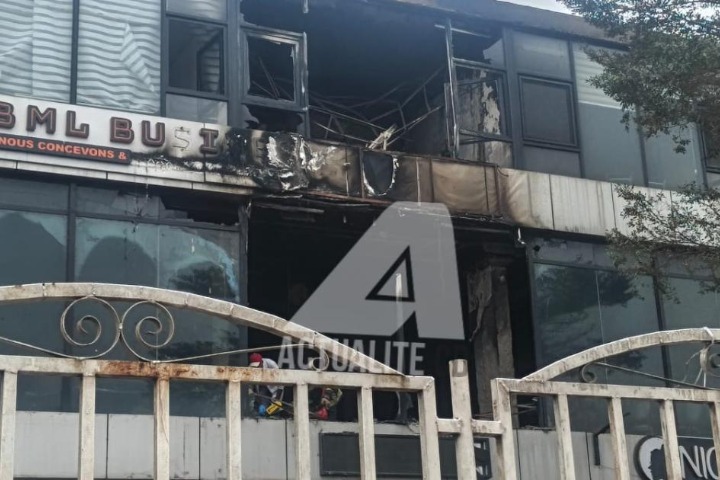 22 morts, bilan provisoire après un incendie lors d’un mariage à Kinshasa (bourgmestre)