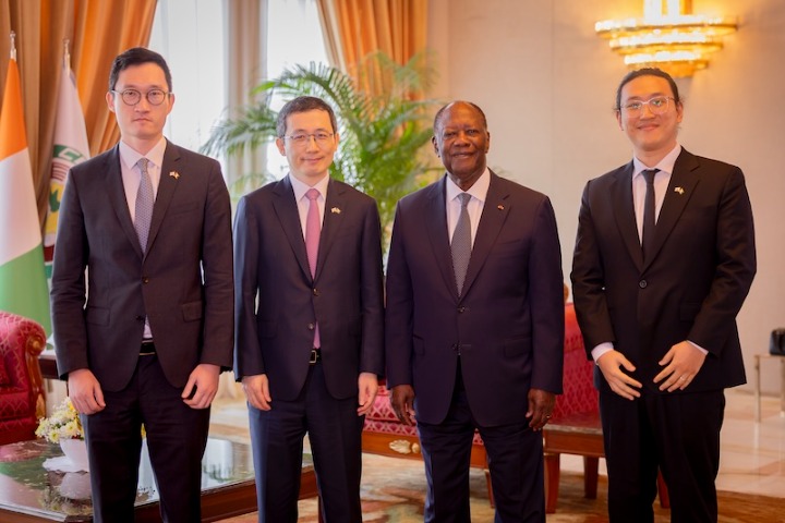 Diplomatie : cinq nouveaux Ambassadeurs s’engagent à renforcer les partenariats avec la Côte...
