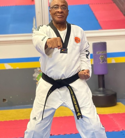 Diaspora. Des tatamis abidjanais à la Charles Bayou School of Taekwondo aux États-Unis