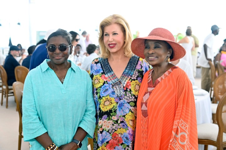 Côte d’Ivoire .Dominique Ouattara reçoit les invités du 10ᵉ Gala de Children Of Africa à...