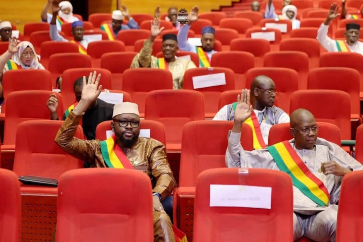 Mali : le CNT valide le durcissement des règles de déchéance de la nationalité